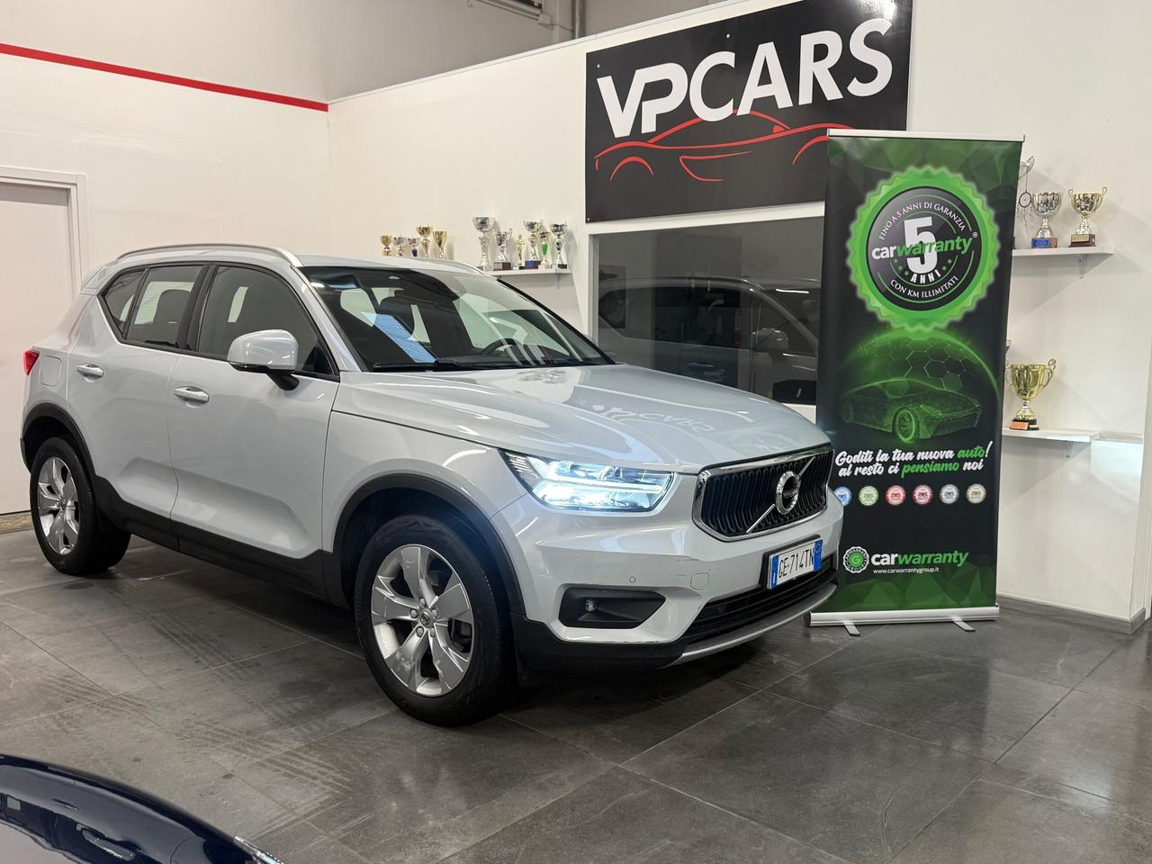 Volvo XC40 T2 Momentum Core