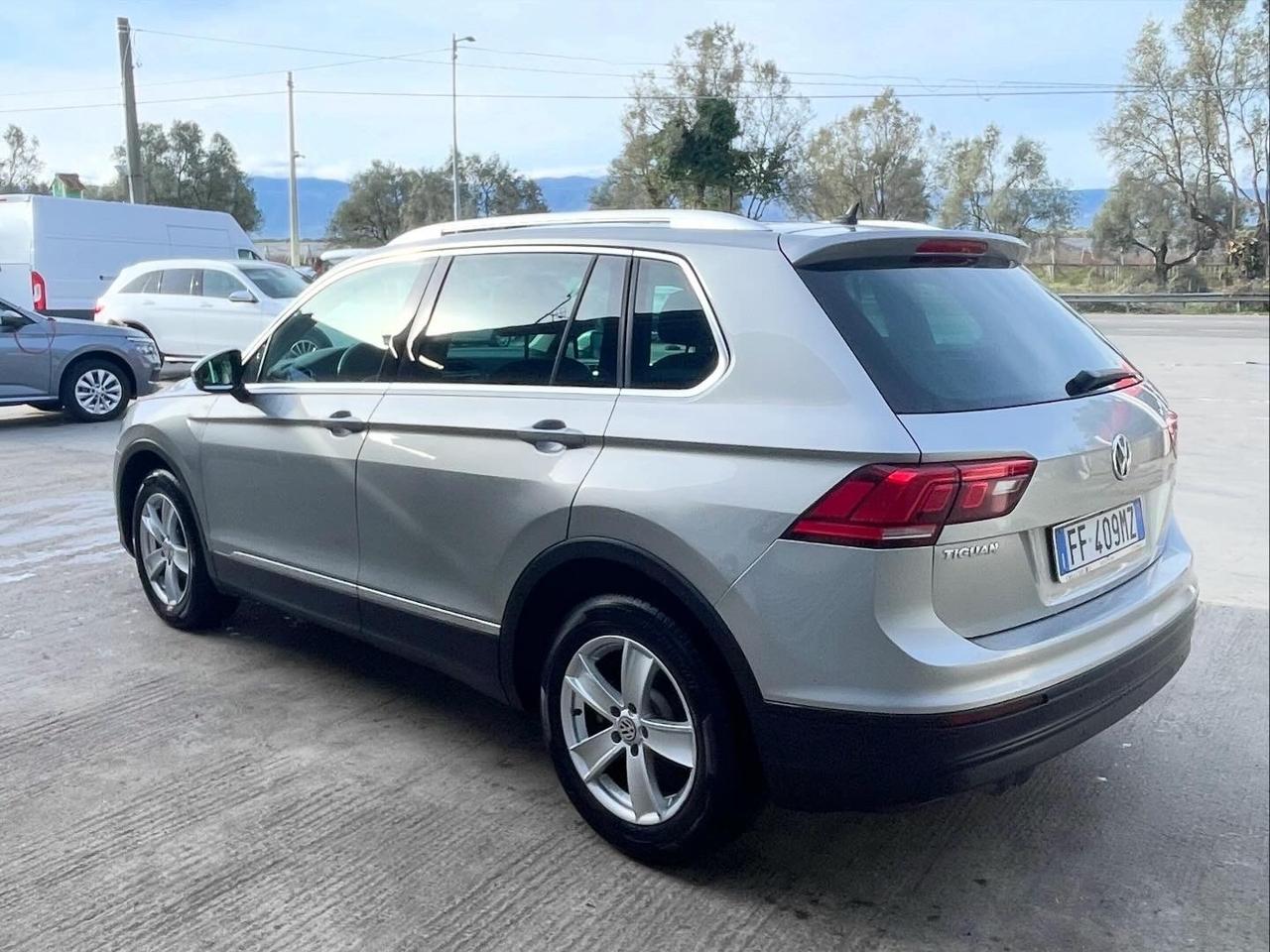 Volkswagen Tiguan 2.0 TDI SCR DSG Business BlueMotion Technology