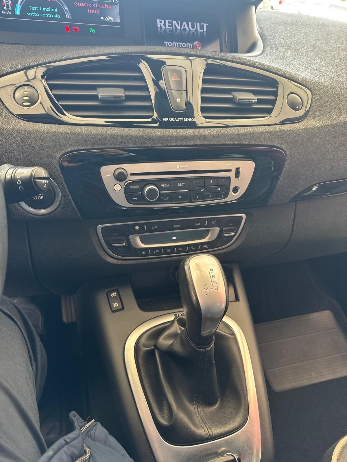 Renault Scénic XMod 1.5 dCi 110CV