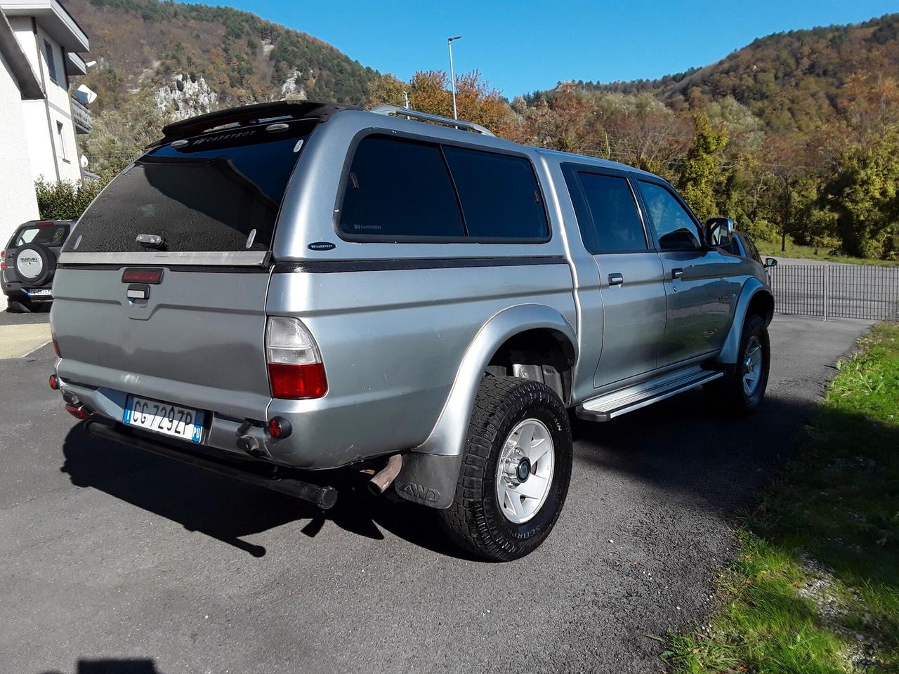 Mitsubishi L200 2.5 TDI 4WD Club Cab Pick-up GLS