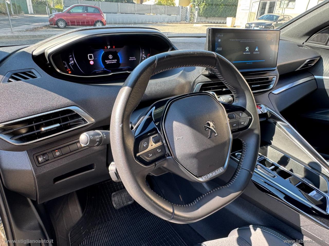 PEUGEOT 3008 BlueHDi 130 S&S EAT8 Allure Pack