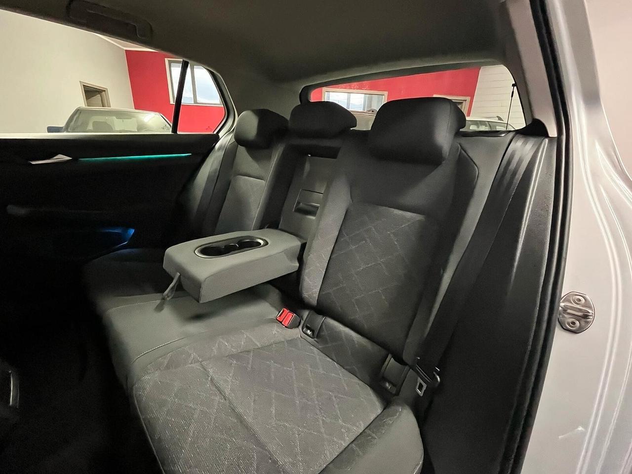 Volkswagen Golf 2.0 TDI SCR Style