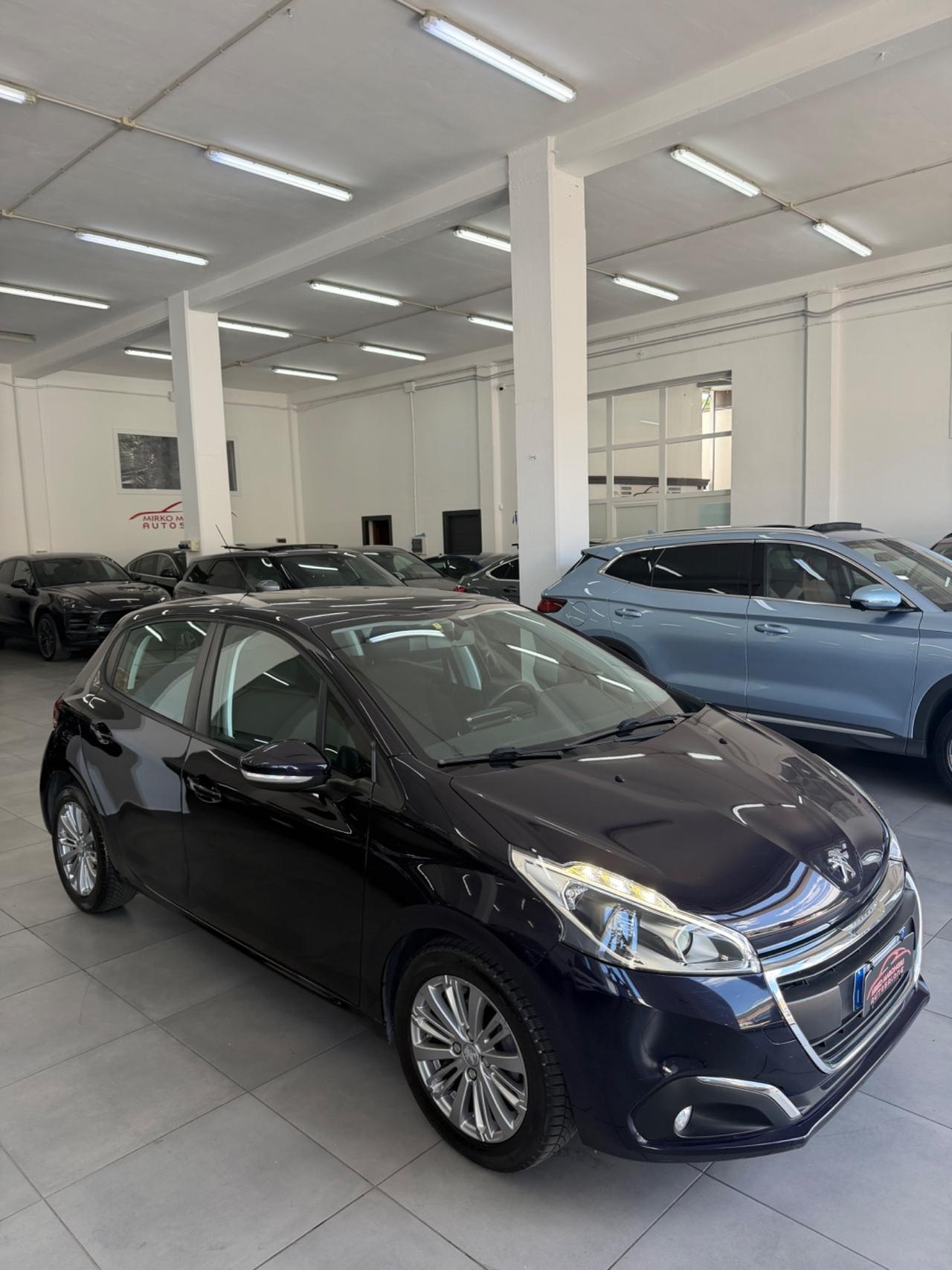 Peugeot 208 BlueHDi 75 5 porte Active FINANZIABILE