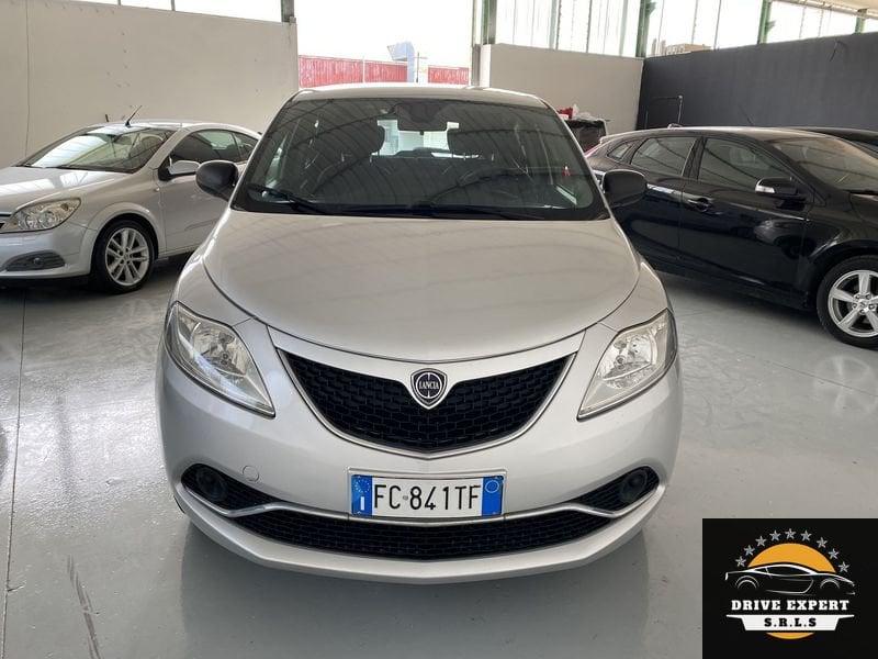Lancia Ypsilon 0.9 TwinAir 85cv Natural Power Ecochic Platinum