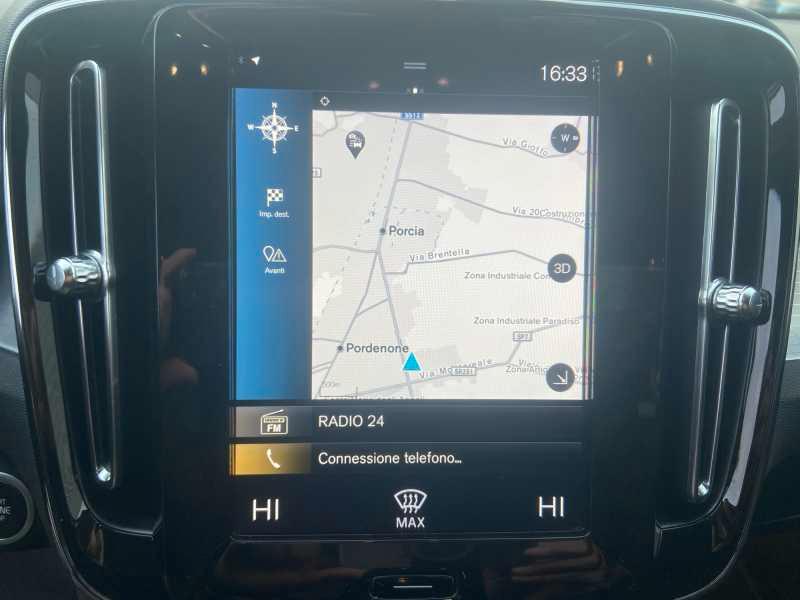 VOLVO XC40 1.5 t2 Momentum Pro AuTo