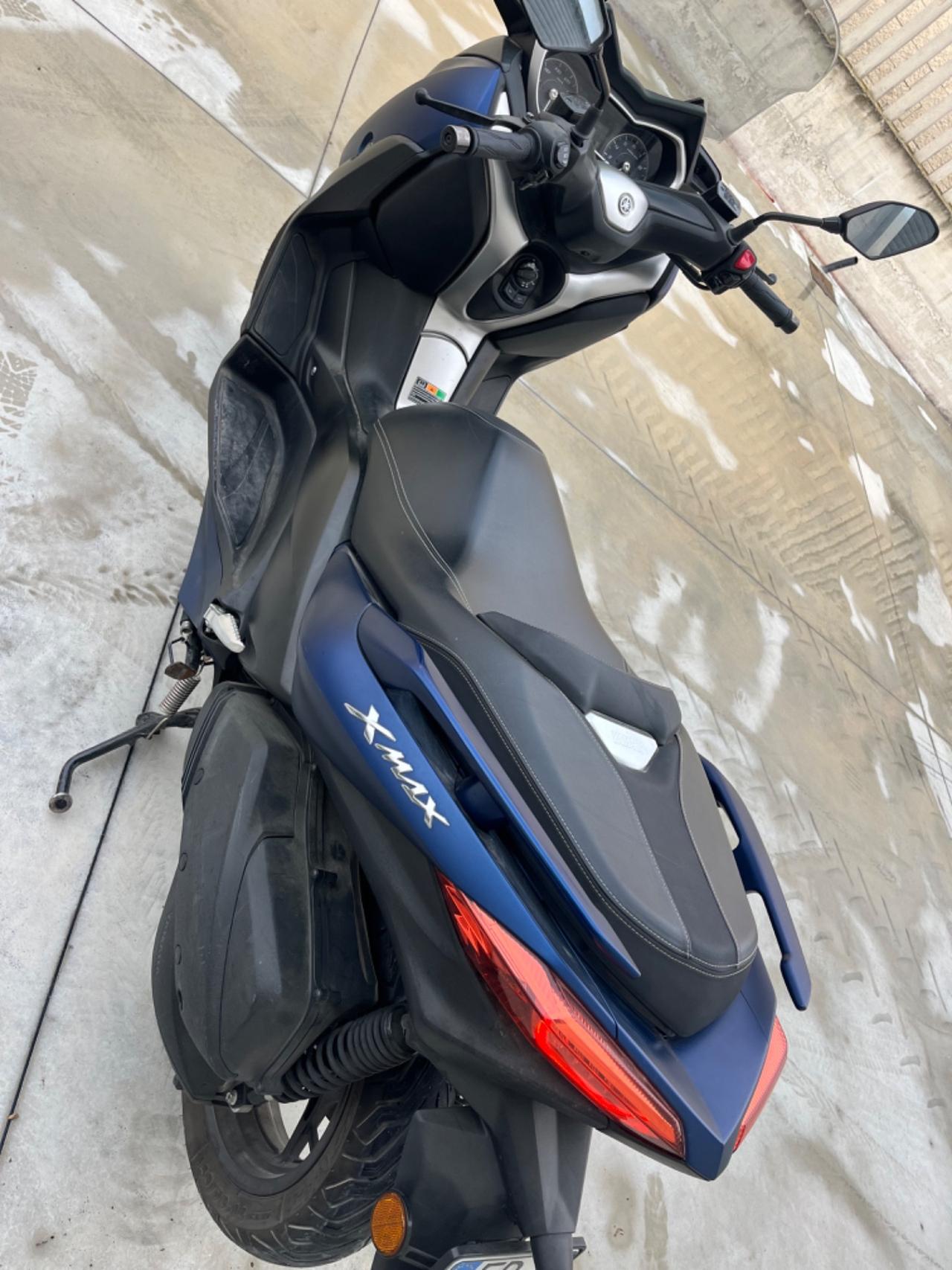 Yamaha xmax 300