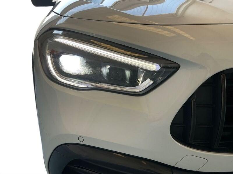 Mercedes-Benz GLA Mercedes-AMG GLA 35 4MATIC