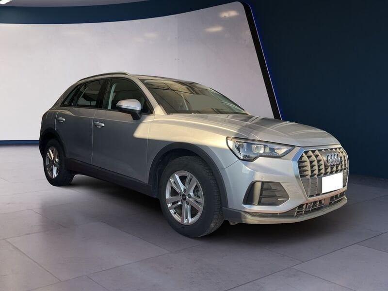 Audi Q3 35 TDI S tronic Business