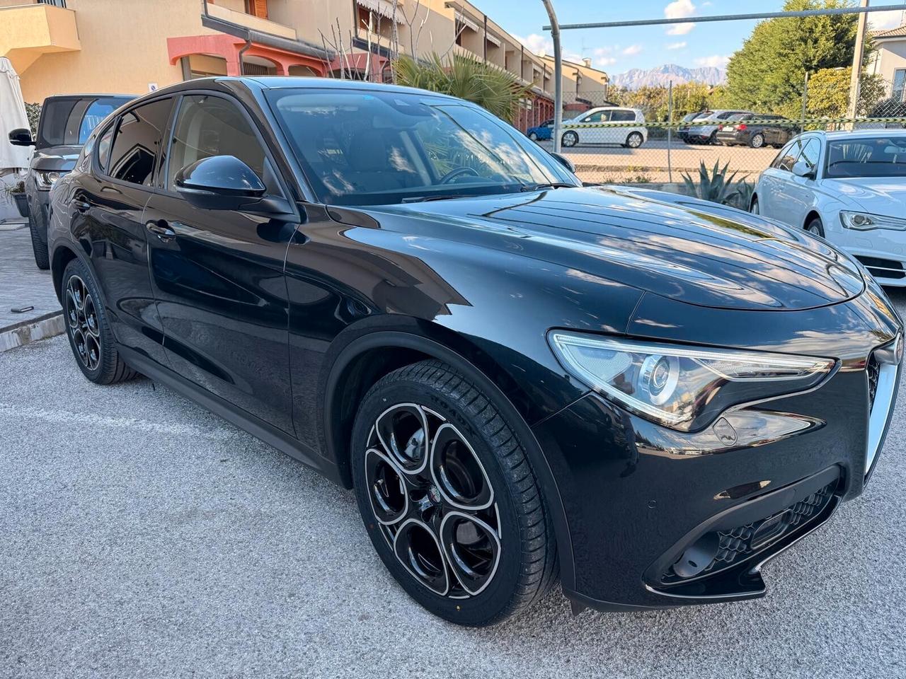 Alfa Romeo Stelvio 2.2 Turbodiesel 190 CV AT8 Q4 Executive 18"
