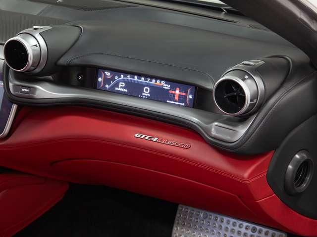 Ferrari GTC4 Lusso V12 - Tailor Made