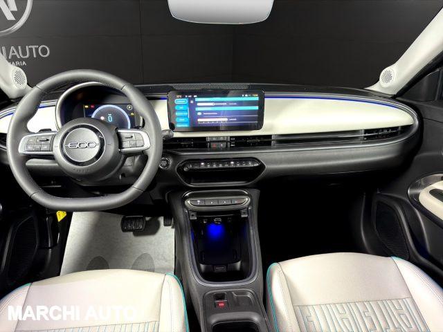 FIAT 600 Hybrid 110 CV DCT MHEV La Prima