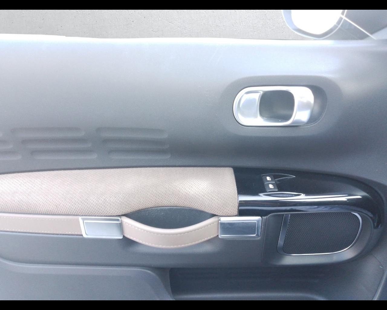 CITROEN C4 Cactus - BlueHDi 100 S&S ETG6 Shine