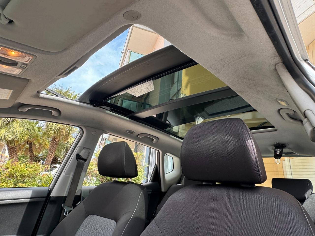 KIA VENGA 1.4 CRDI 90 CV. 6M. TETTO APRIBILE +SENSORI