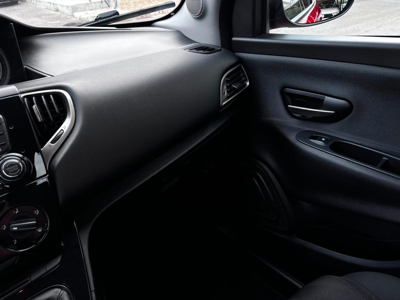 Lancia Ypsilon 1.2 69cv Gold - 12/2019