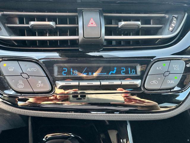 TOYOTA C-HR 1.8 Hybrid E-CVT Lounge OK NEOPATENTATI