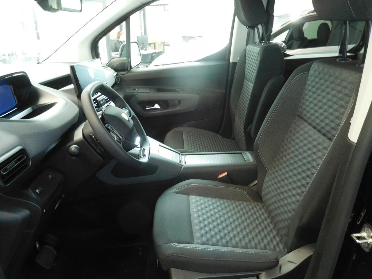 Peugeot Rifter BlueHDi 130cv S&S EAT8 GT Standard