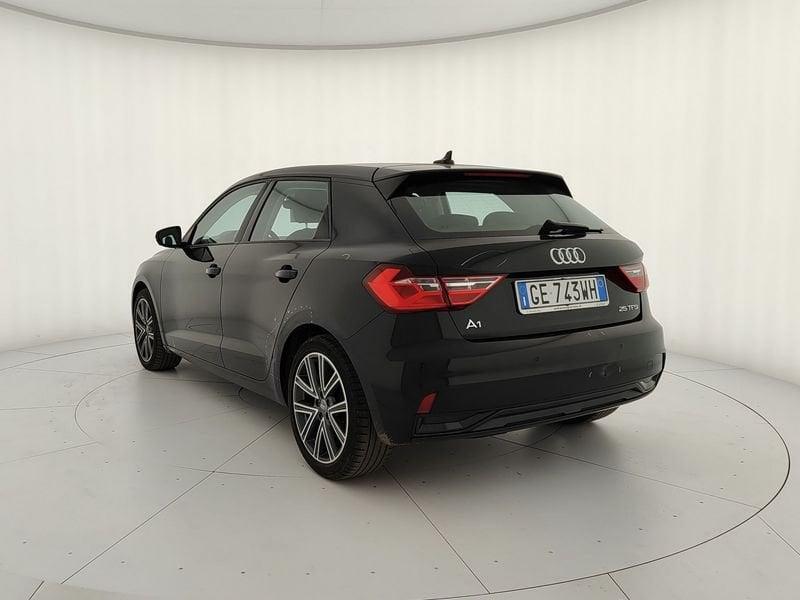 Audi A1 A1 SPB 25 TFSI Identity Black - OK PER NEOPATENTATI ! AUTOVETTURA RISERVATA A RIVENDITORI !!!