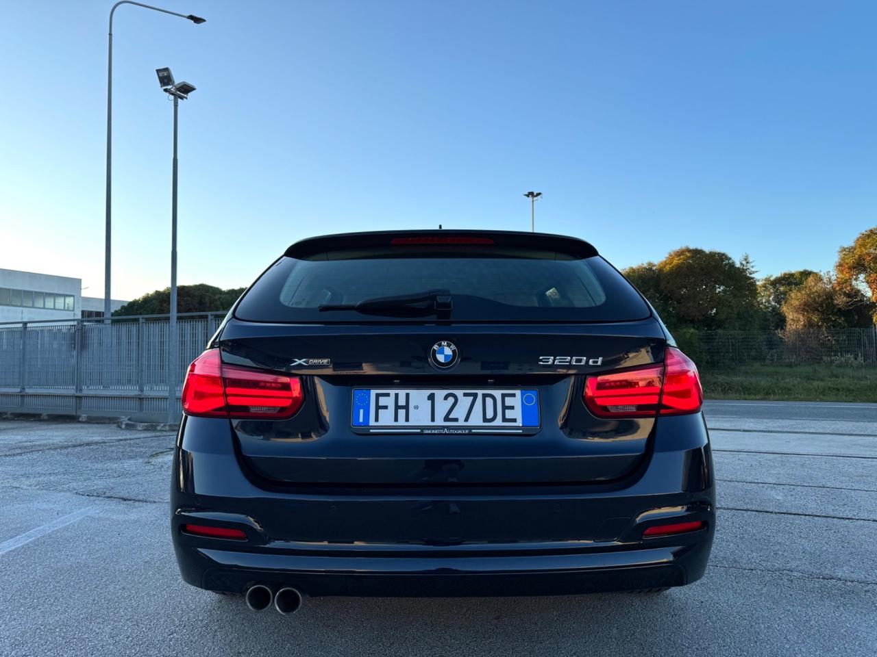 BMW 320d Automatic Touring XDRIVE - Navi 17