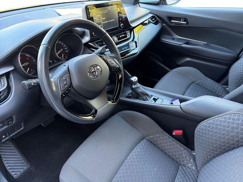 Toyota C-HR C-HR 1.8h Active e-cvt