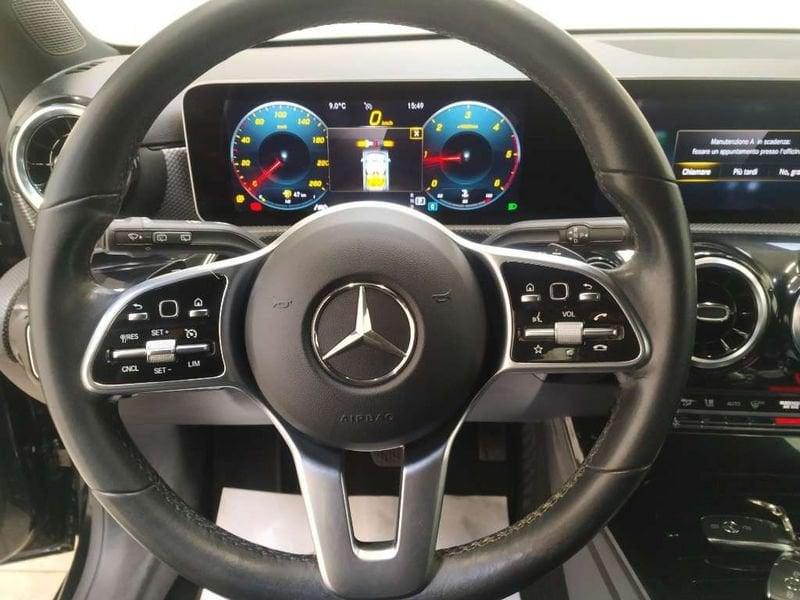 Mercedes-Benz Classe A A 180 d Sport auto