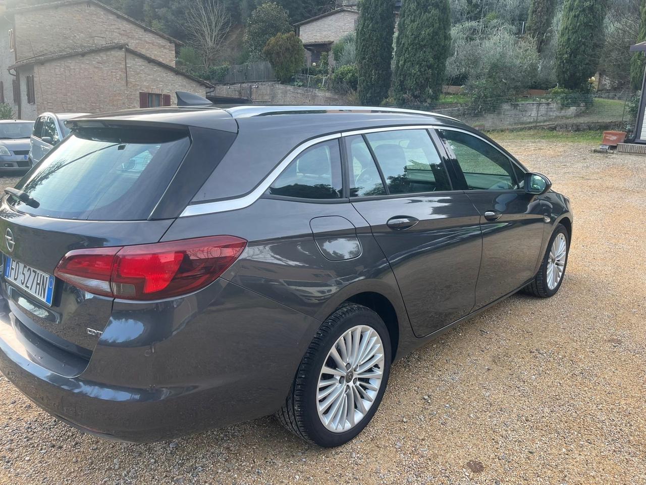 Opel Astra 1.6 CDTi 136CV Start&Stop Sports Tourer Innovation