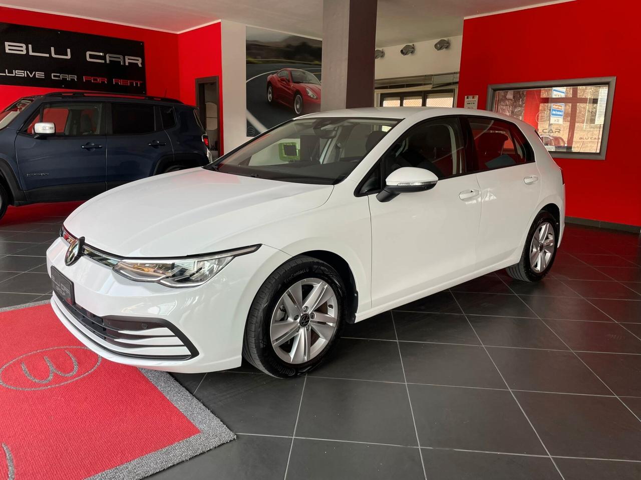 VOLKSWAGEN GOLF 8 1.0 eTSI LIFE DSG 110cv