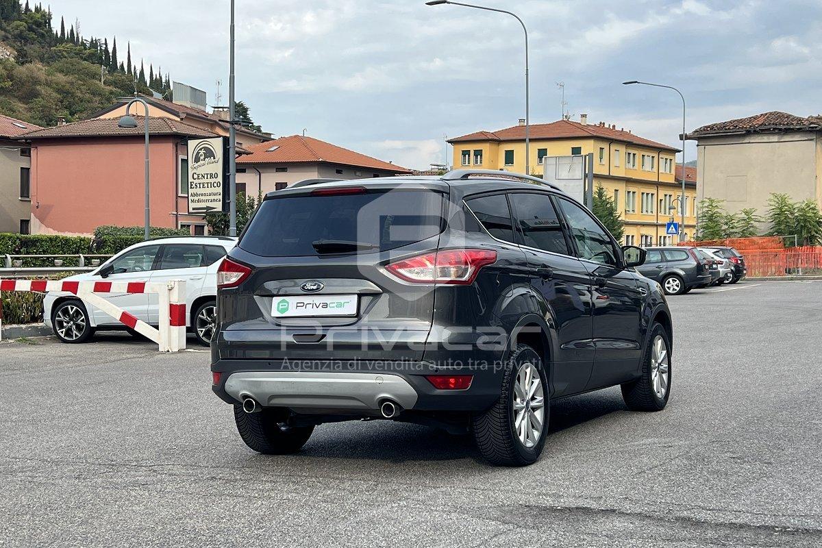 FORD Kuga 2.0 TDCI 150 CV S&S 4WD Powershift Titanium