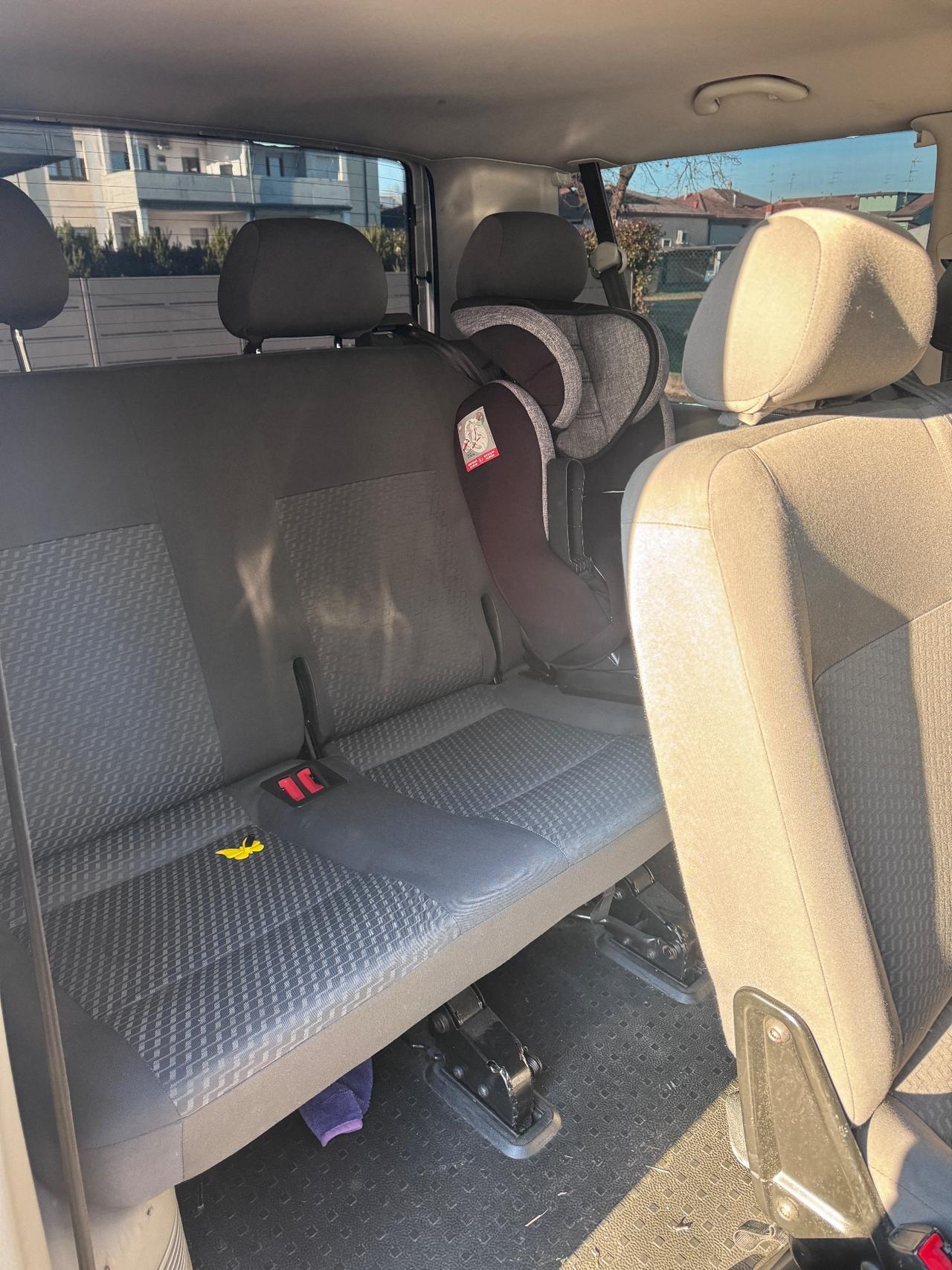 Volkswagen Multivan 2.0 TDI 140CV 9 posti