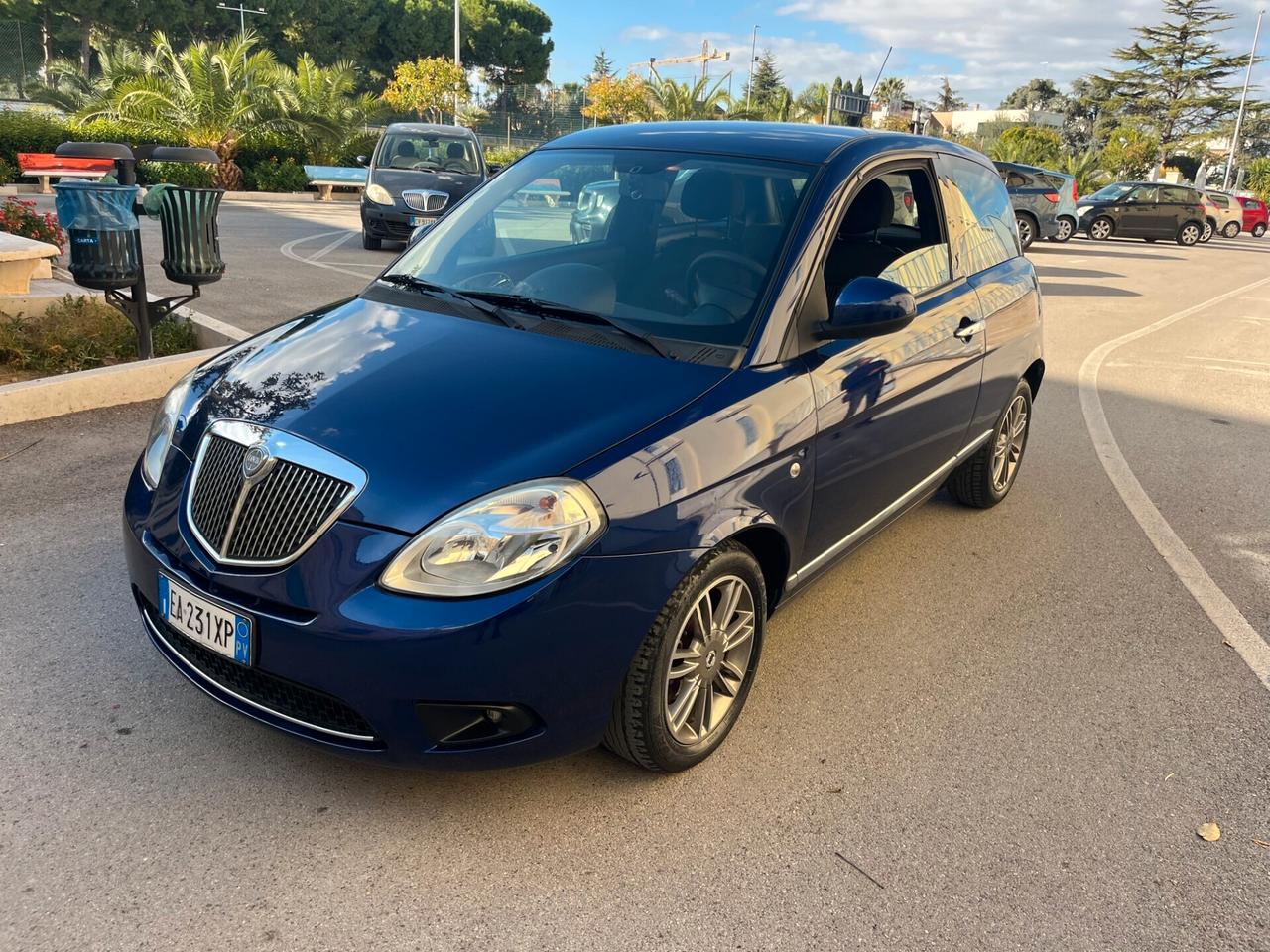Lancia Ypsilon 1.2 Diva X Neo Patentati