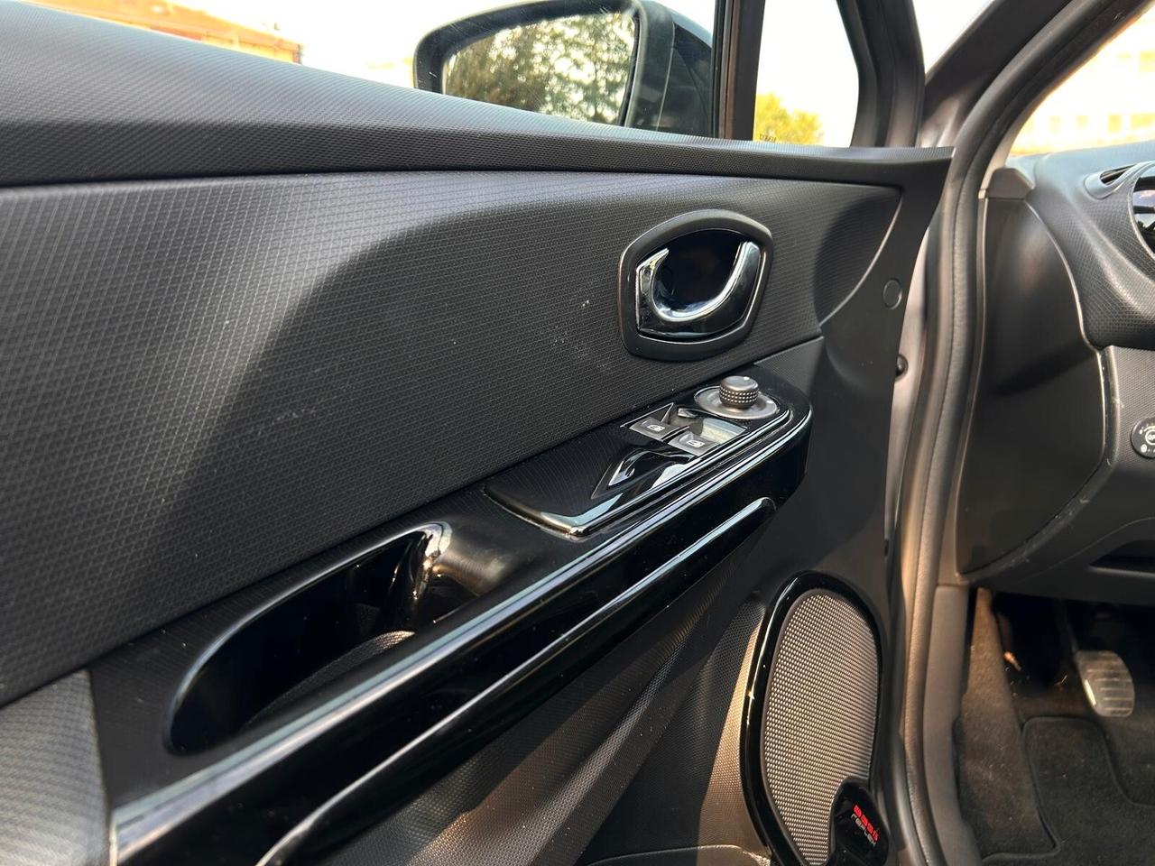 Renault Clio Anno 2015 1.2 Benz/GPL 5 porte C.D.F.