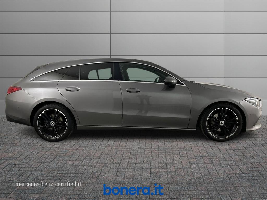 Mercedes CLA Shooting Brake 200 D Sport 8G-DCT