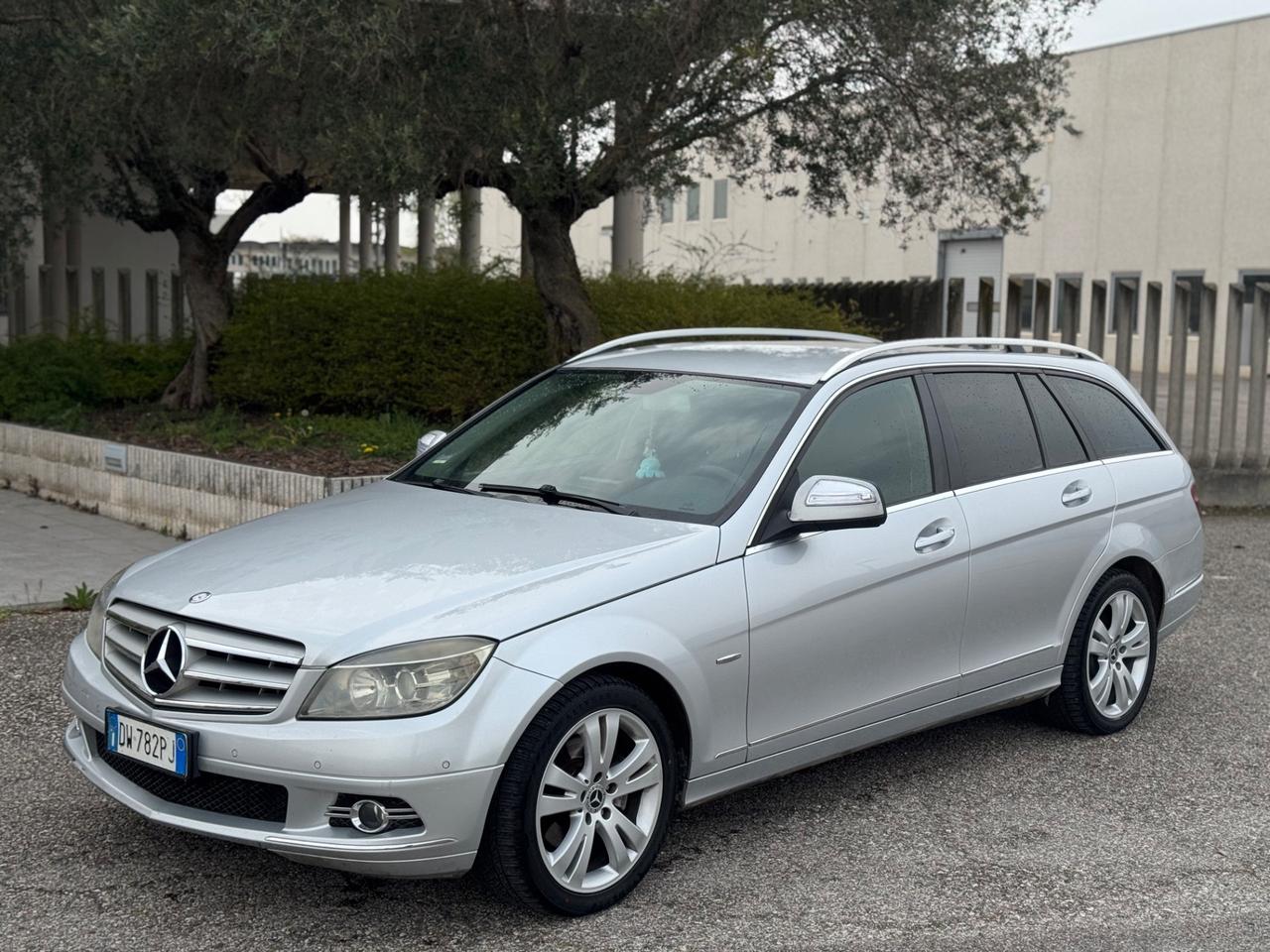 Mercedes C 220 CDI S.W. Avantg. PRB. MOTORE