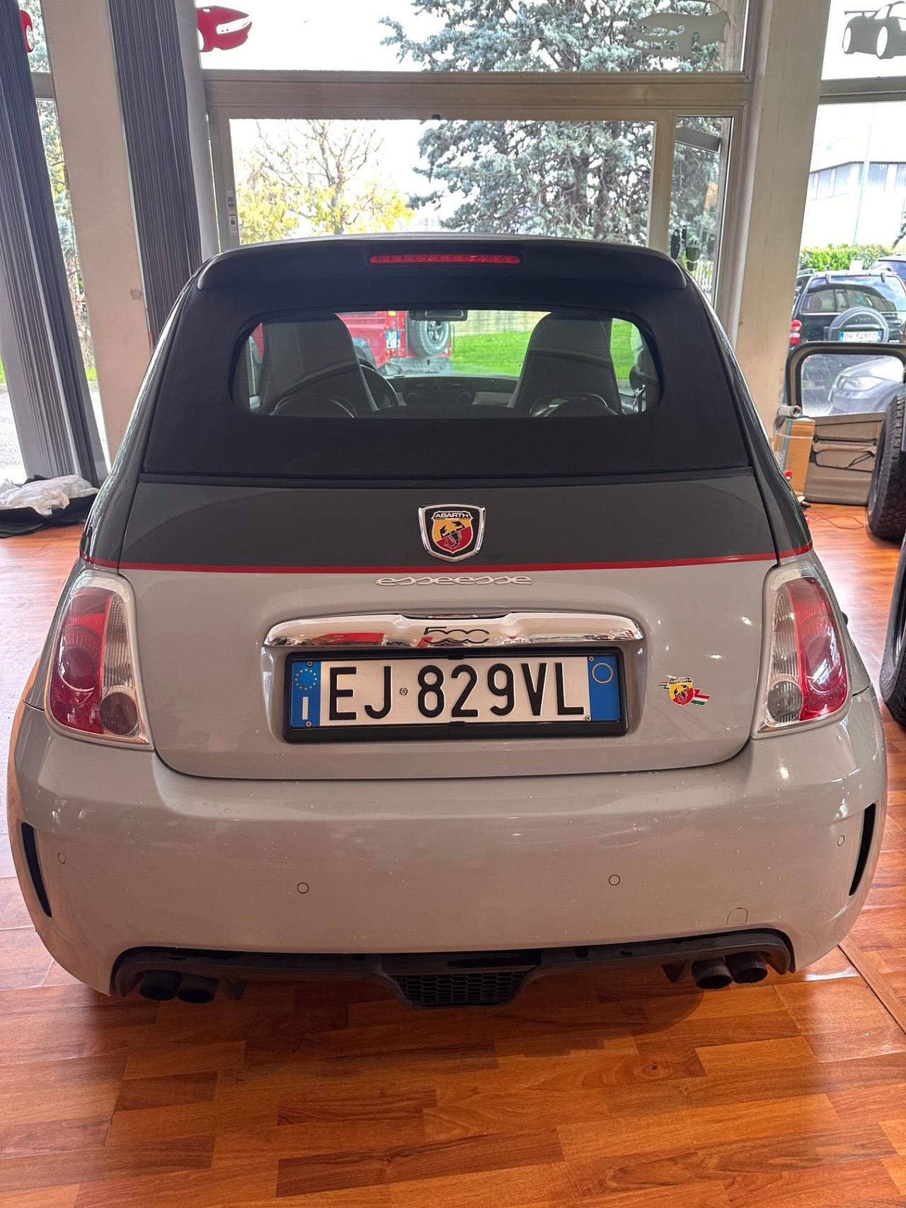 Abarth 500 C 1.4 Turbo T-Jet MTA Bicolore