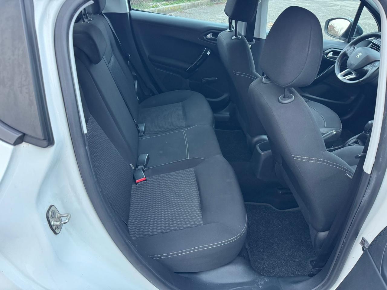 Peugeot 208 PureTech 82 5 porte Allure 2017