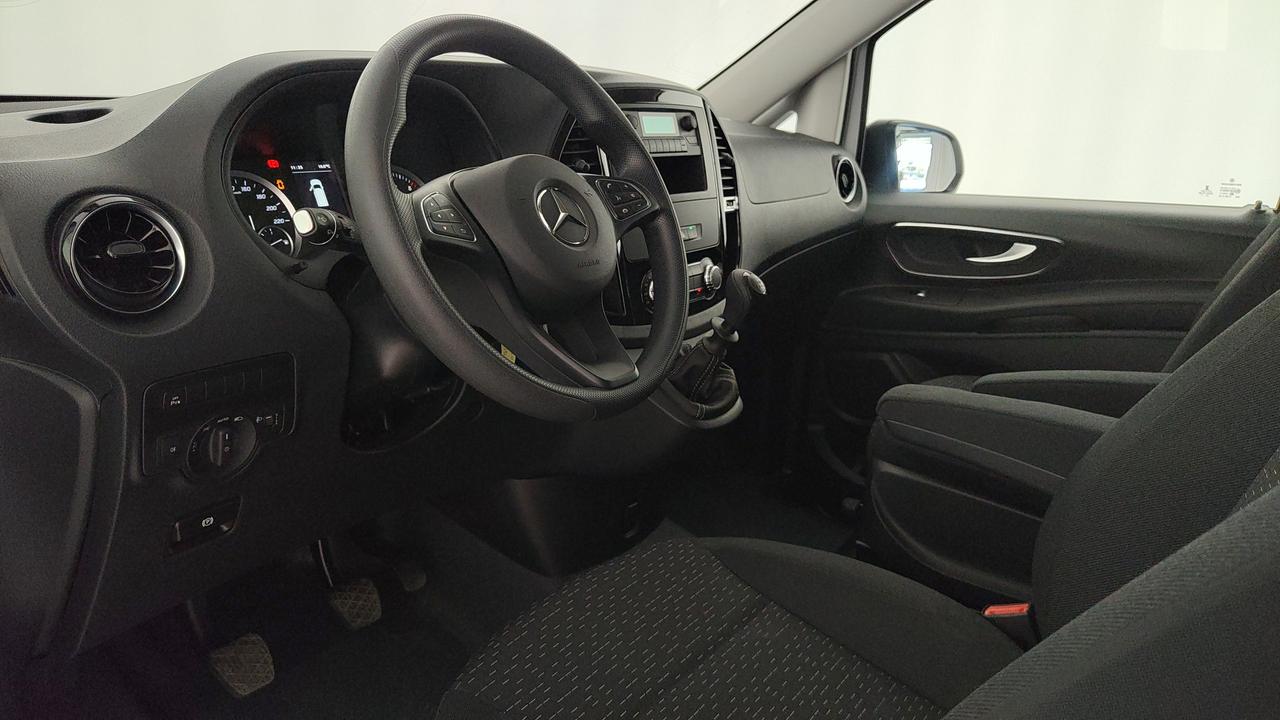 Mercedes-Benz Vito III - vito 114 cdi compact mixto