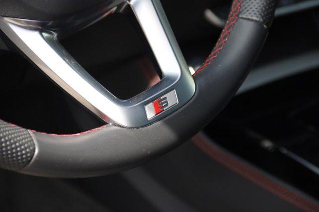 AUDI Q5 55 TFSI e quattro S tronic S line plus