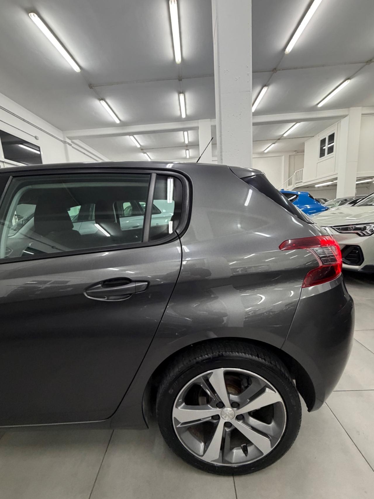 Peugeot 308 BlueHDi 130 S&S Allure FINANZIABILE