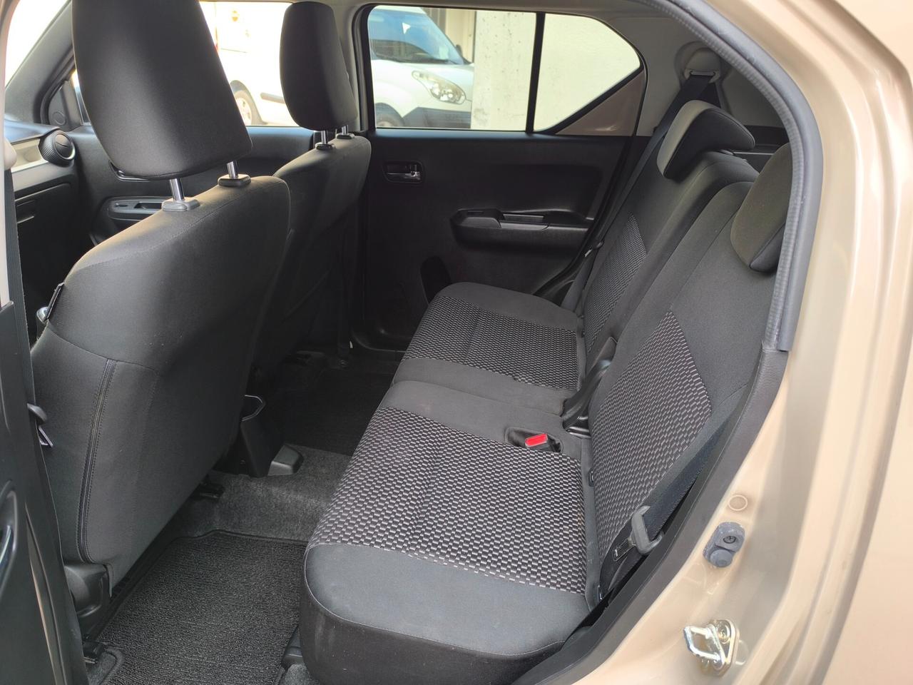 Suzuki Ignis 1.2 Hybrid CVT Top