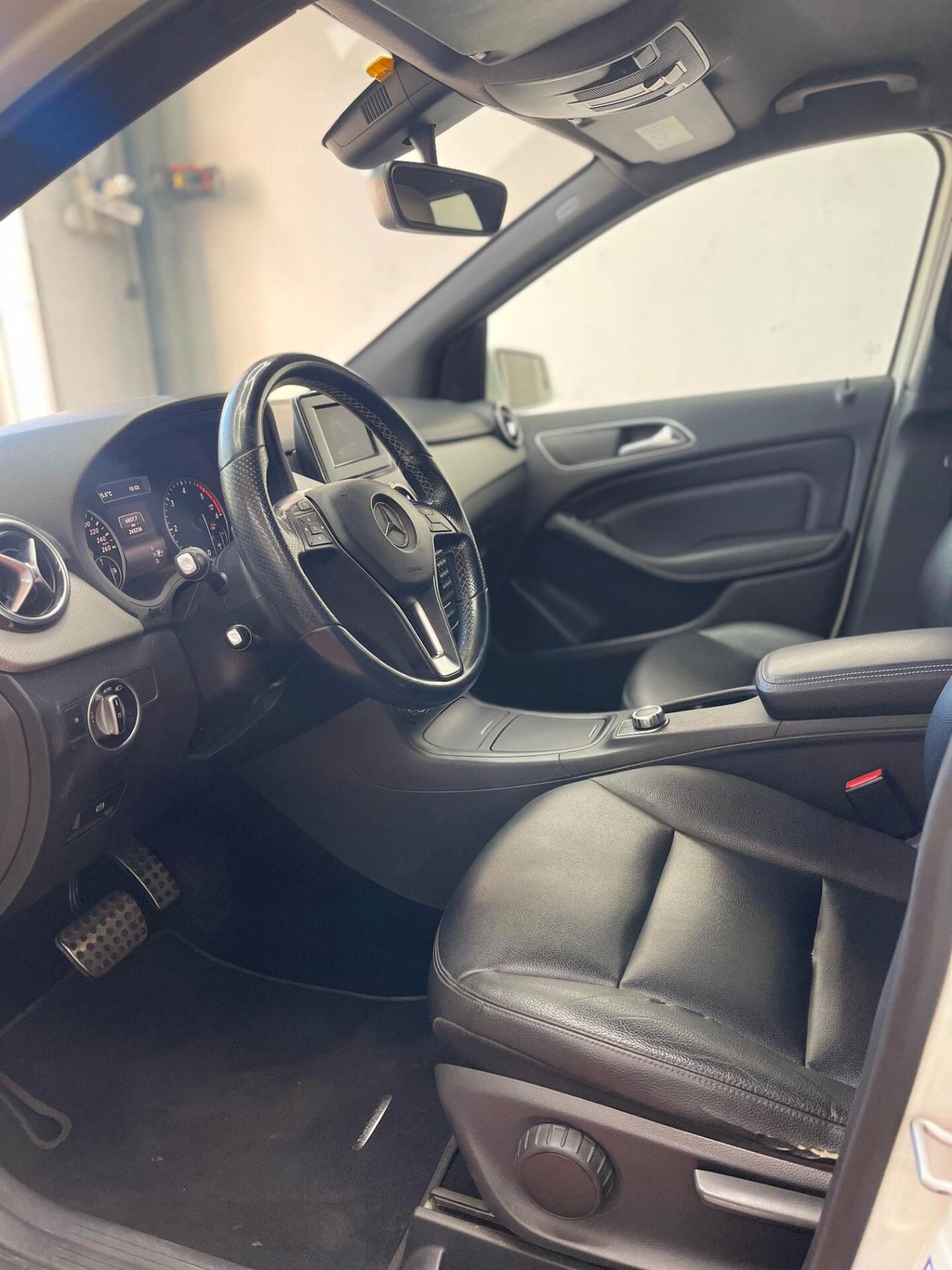 Mercedes-benz B 180 CDI Automatic Premium