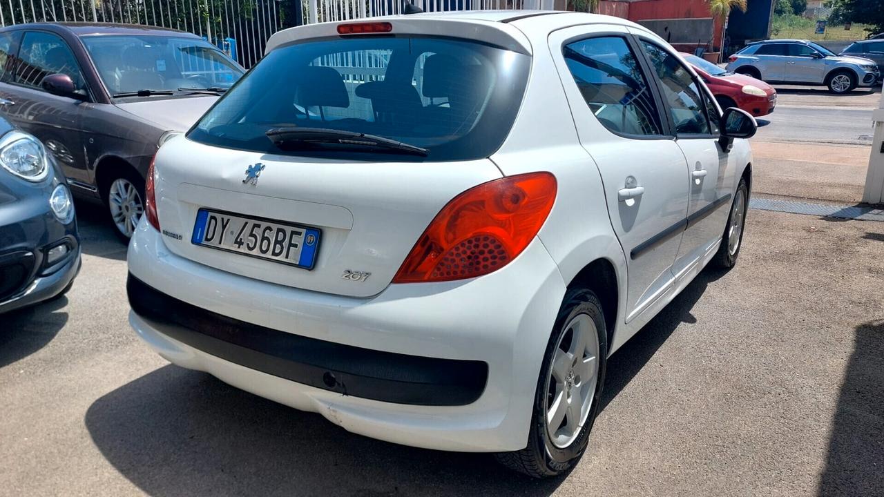 Peugeot 207 1.4 8V 75CV 5p. Energie Sport ECO GPL
