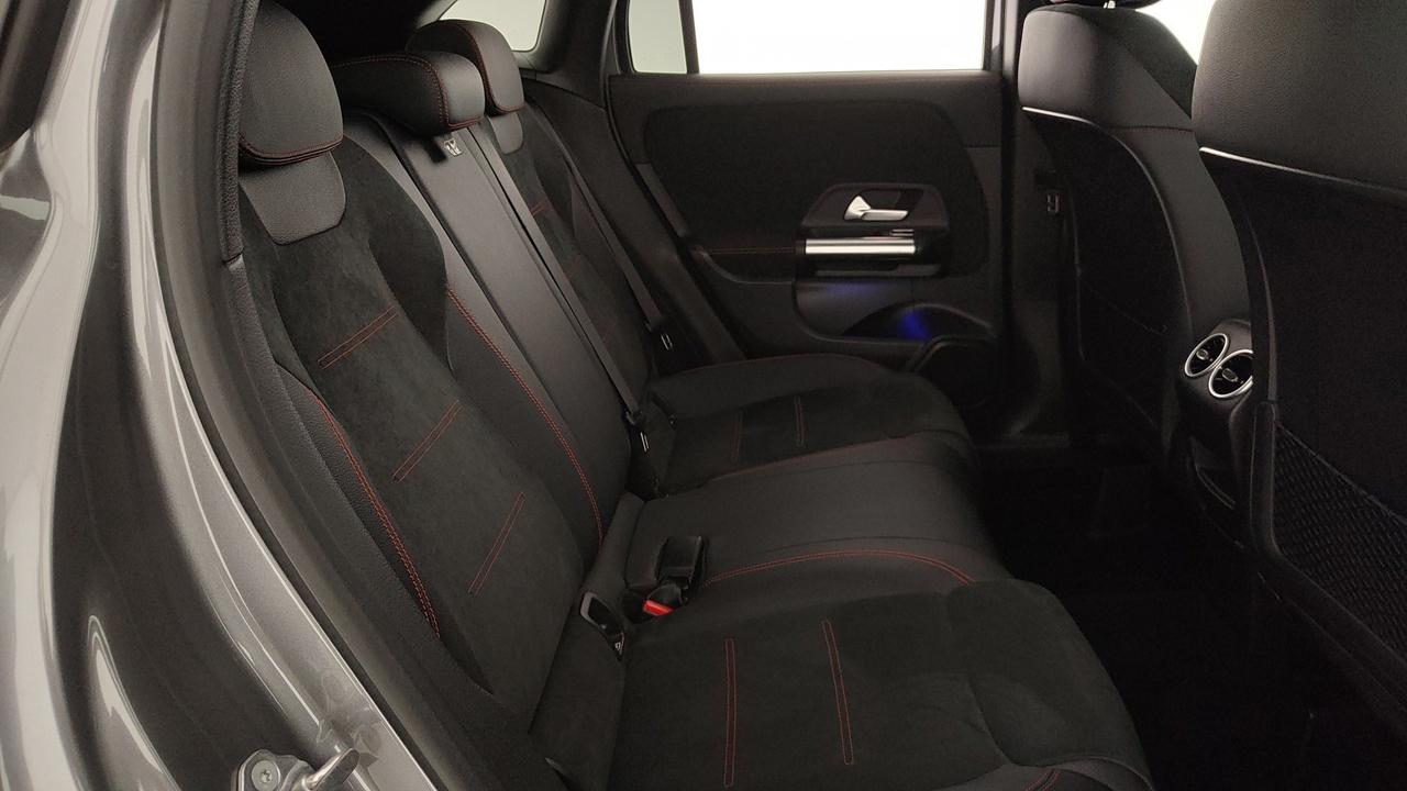Mercedes-Benz GLA 200 d Premium 4matic auto