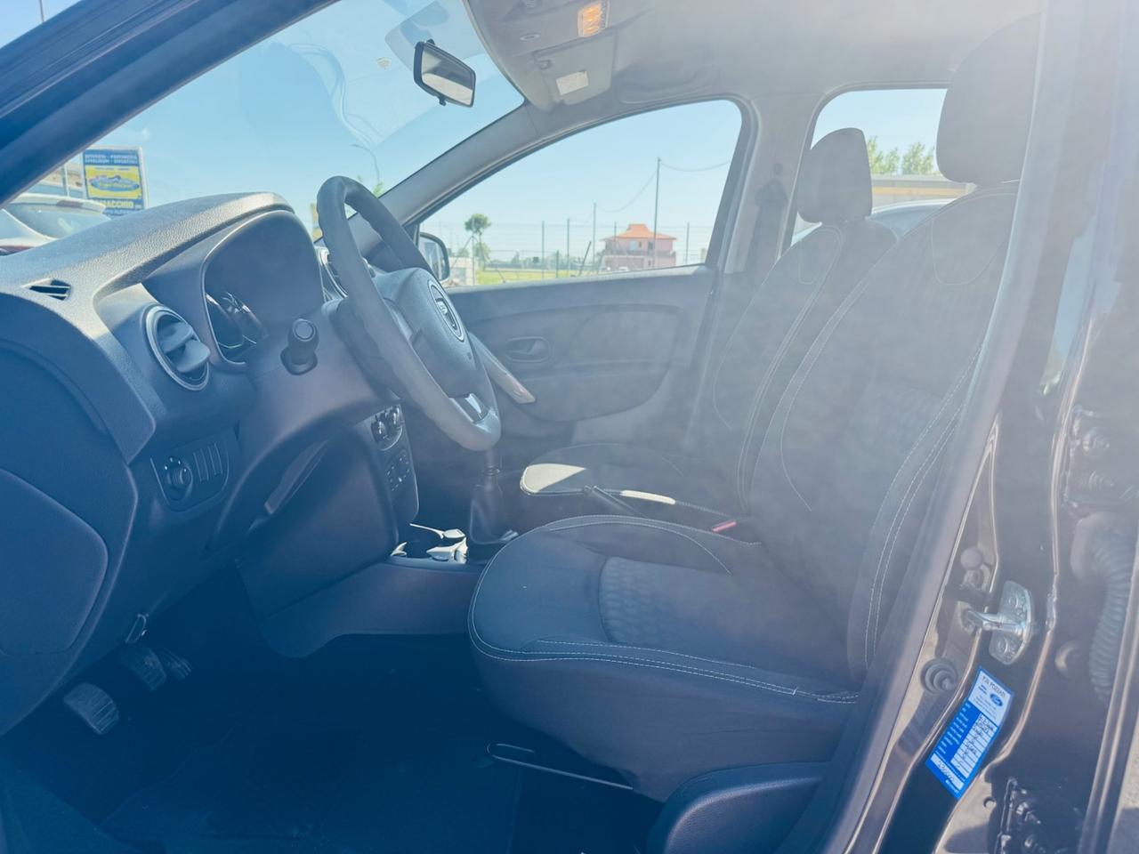 Dacia Sandero 1.2 16V GPL 75CV