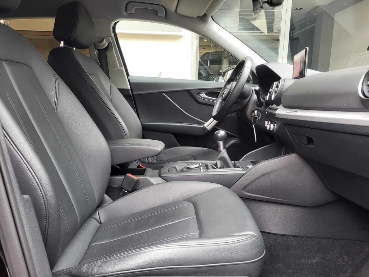 Audi Q2 1600 TDI S line Edition Cerchi 18 Pelle Fari Led...