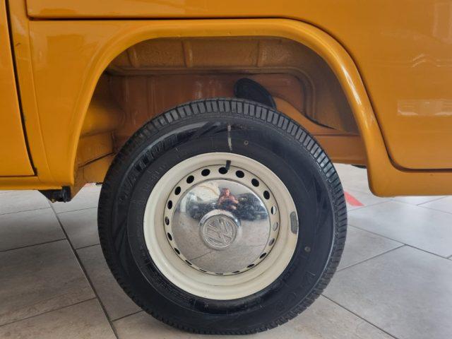 VOLKSWAGEN T2 FINESTRATO 8 POSTI