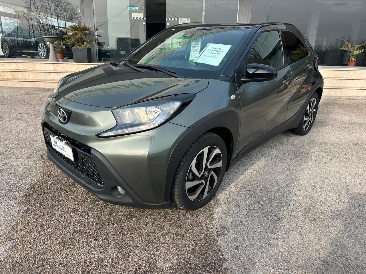 Toyota Aygo X 1.0 VVT-i 72 CV 5 porte Lounge Air NEOPATENTATI