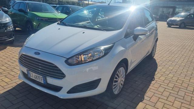 FORD Fiesta 1.5 TDCi 75CV 5 porte Titanium