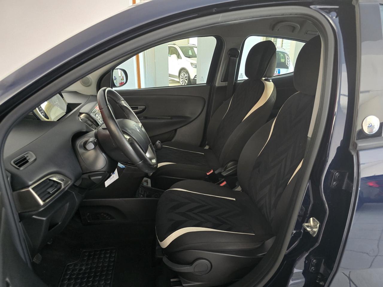 Lancia Ypsilon 1.2 GPL Ecochic Platinum