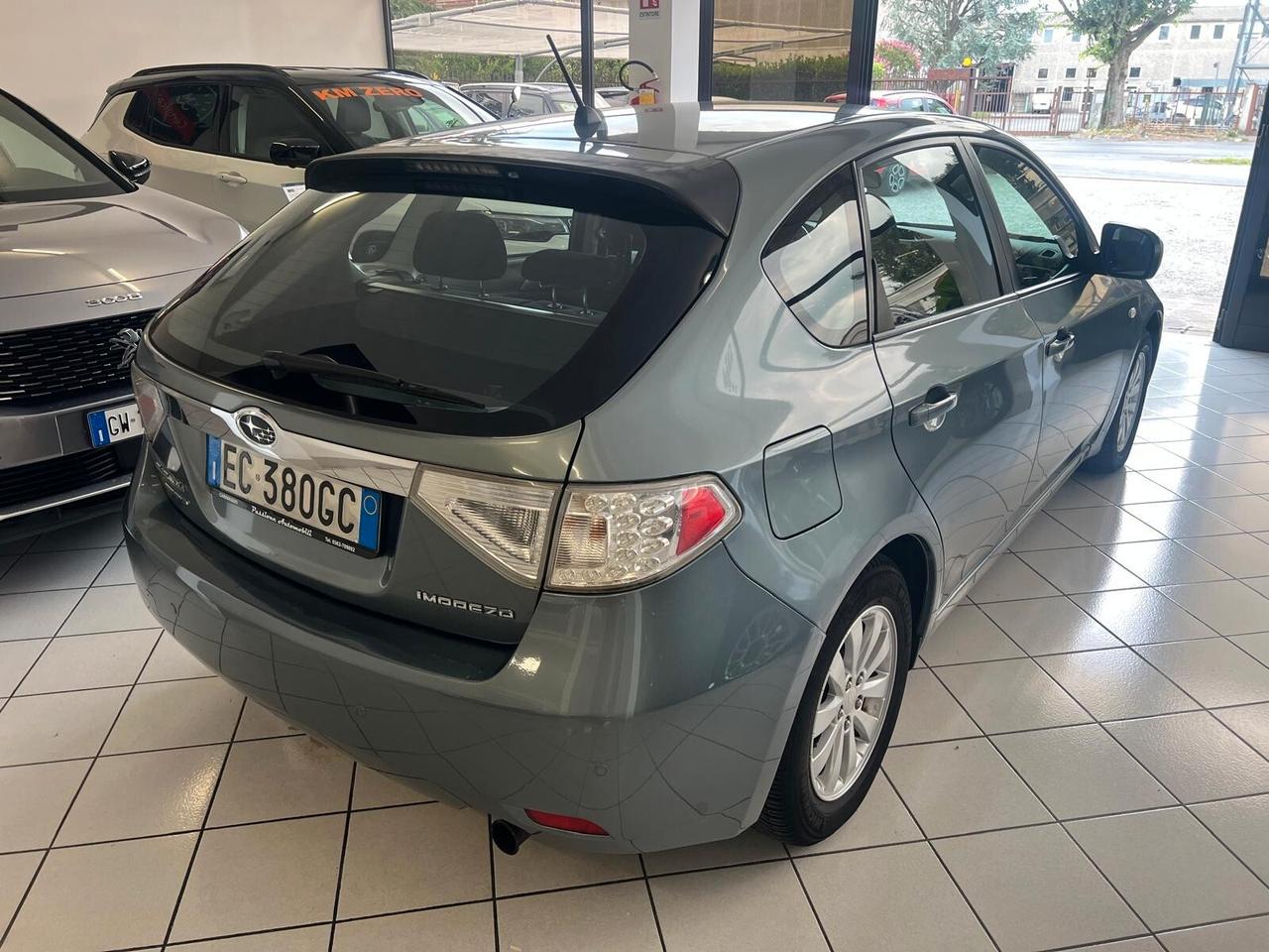 Subaru Impreza 2.0R Bi-Fuel Trend