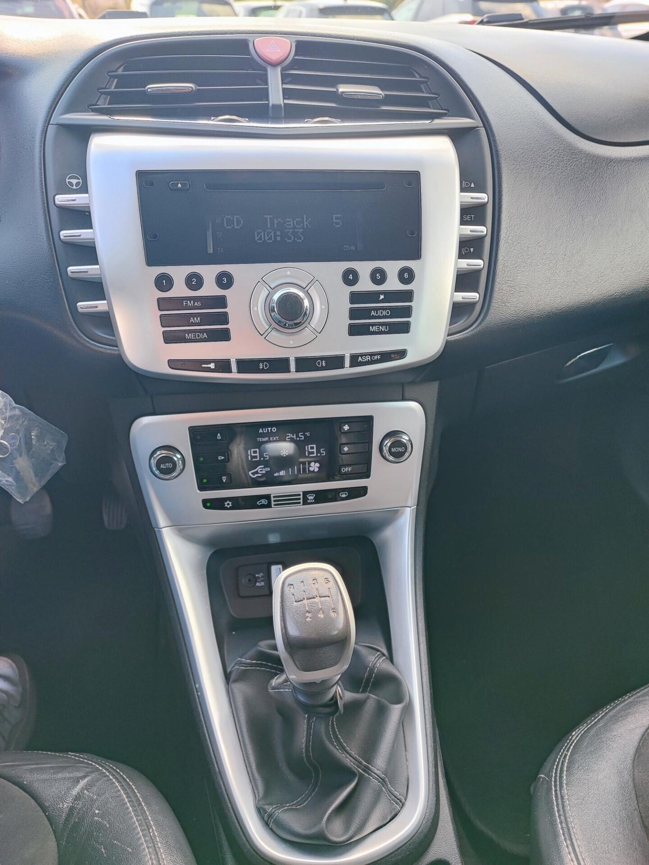 Lancia Delta 1.6 MJT Silver