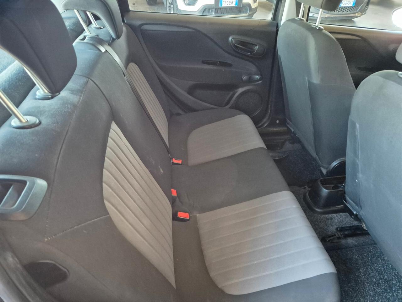 Fiat Punto 1.2 8V 5 porte Street GPL